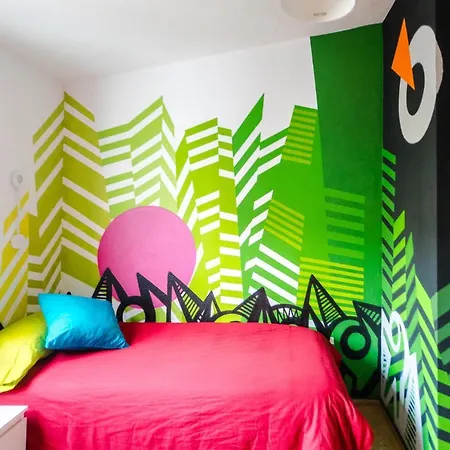 Exclusive Artistic - Instaworthy Selfies Apartamento