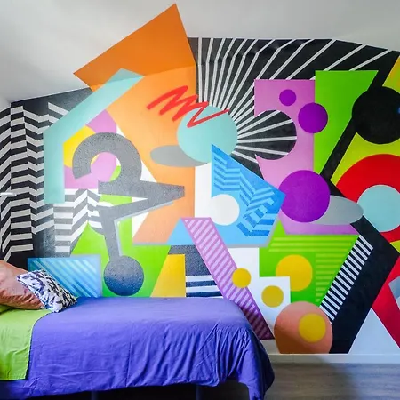 Exclusive Artistic - Instaworthy Selfies Apartment *